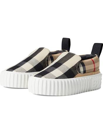 Zappos hotsell burberry shoes