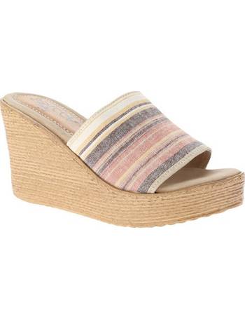 Shop Women's Wedge Sandals from Sbicca | DealDoodle