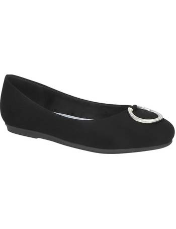 Famous footwear black on sale flats