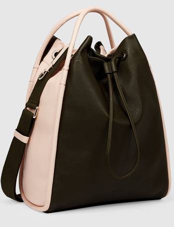 De databank lavendel schuif Shop Women's Ecco Bags up to 75% Off | DealDoodle