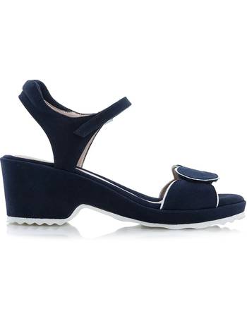 Shop BeautiFeel Women s Sandals up to 85 Off DealDoodle