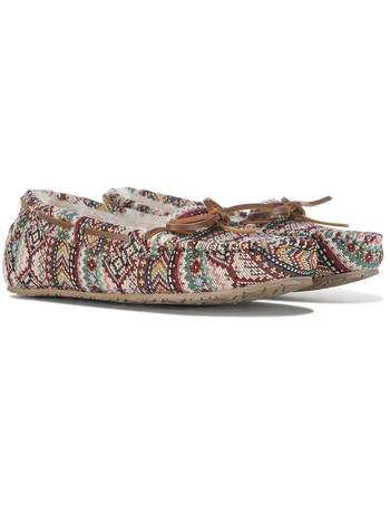 Famous best sale footwear moccasins