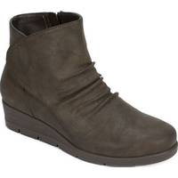 Women's Booties from Cliffs by White Mountain