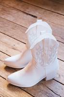 North & Main Clothing Company Women's White Boots
