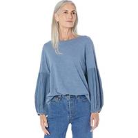 Dylan by True Grit Women's Crew Neck T-Shirts