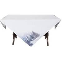 Manor Luxe Tablecloths