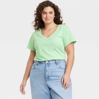 Universal Thread Women's Shorts Sleeve Tops