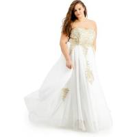 Say Yes to the Prom Women's Plus Size Dresses