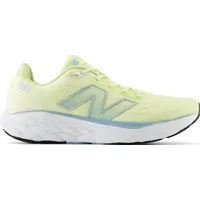 SportsShoes New Balance Men's Running Shoes