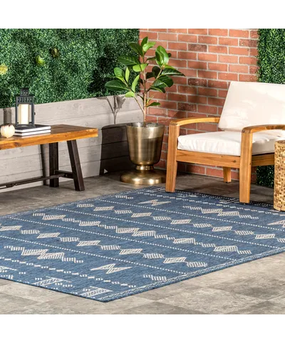 Brooklyn Rug Co Alexandra Aztec Indoor/Outdoor Area Rug